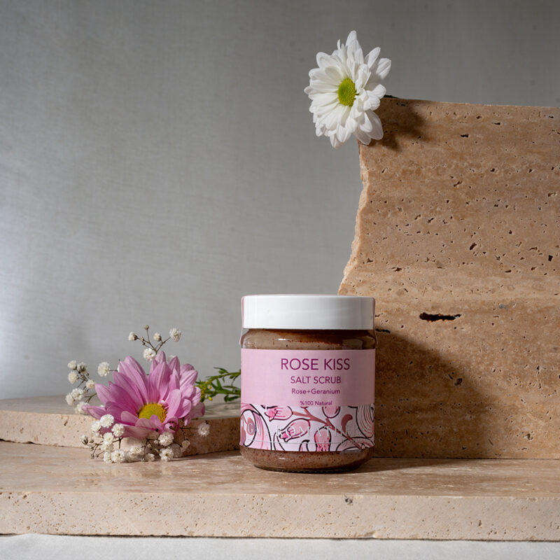 ROSE KISS SALT SCRUB